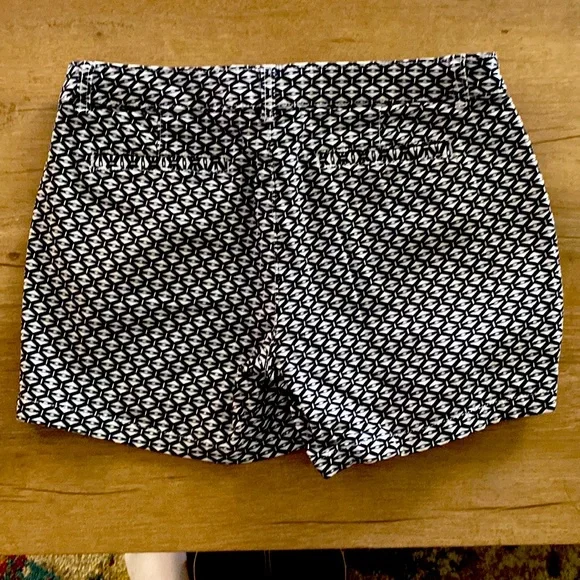 Women’s Shorts Size 8 2 Pair - Picture 7 of 7